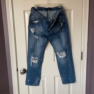 ZARA low waisted distressed jeans straight leg
